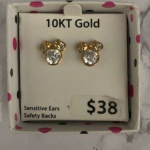 NIB 10kt gold Minnie Mouse earrings